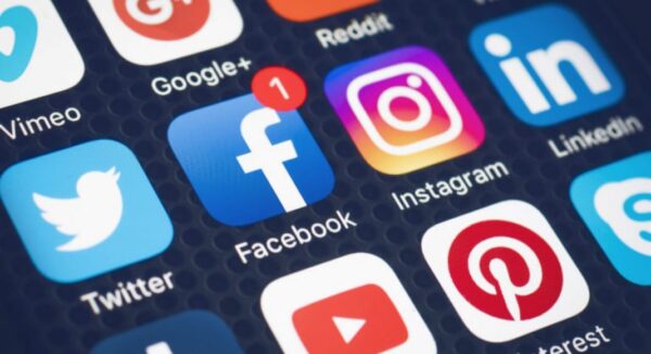 reseaux_sociaux-1068×580